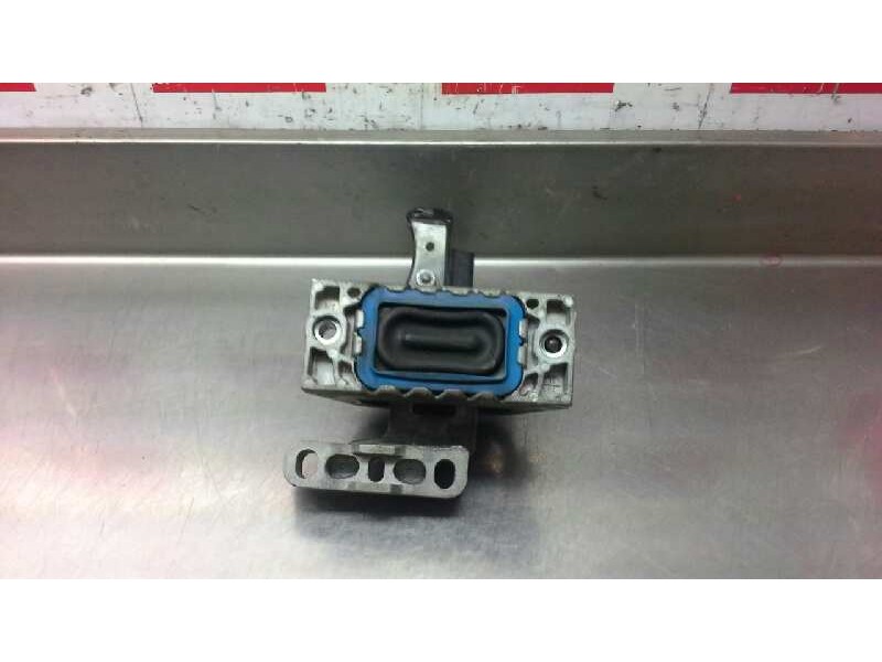 Recambio de soporte motor derecho superior para volkswagen passat berlina (3c2) sportline referencia OEM IAM   
