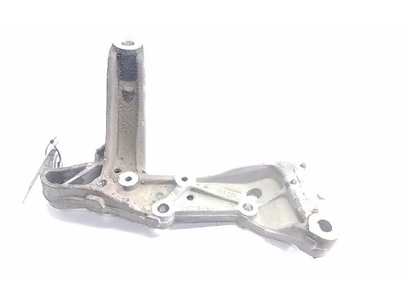 Recambio de soporte brazo suspension delantero derecho para volkswagen jetta (1k2) advance referencia OEM IAM 1K0199296  