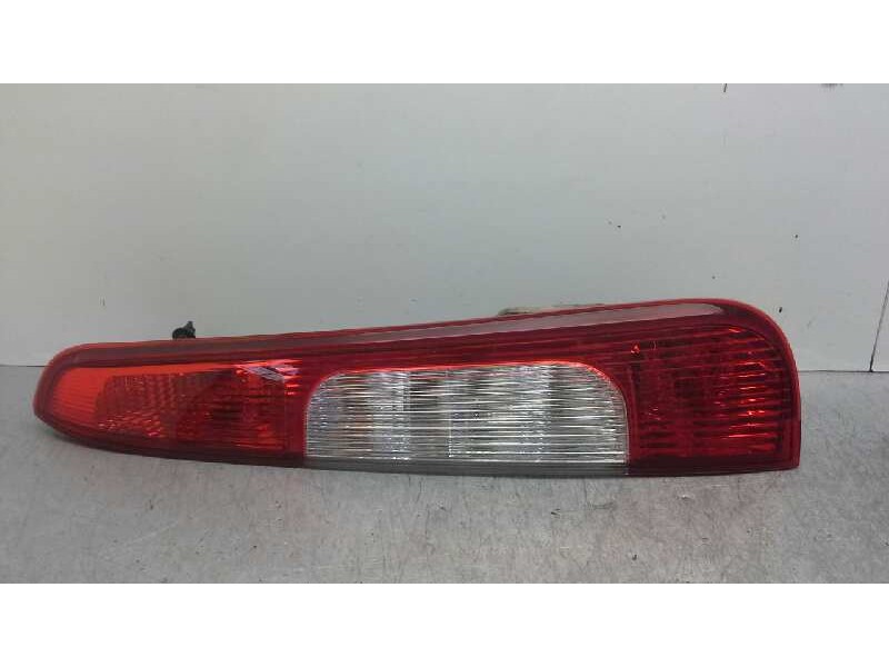 Recambio de piloto trasero derecho para ford focus c-max (cap) 1.6 tdci cat referencia OEM IAM   