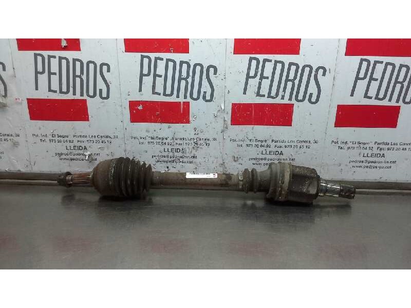 Recambio de transmision delantera izquierda para renault scenic ii confort expression referencia OEM IAM 8200575489  