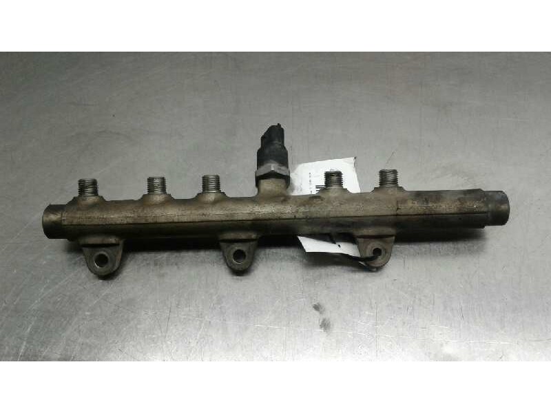 Recambio de rampa inyectora para alfa romeo 147 (190) 1.9 jtd distinctive referencia OEM IAM 0445214016  