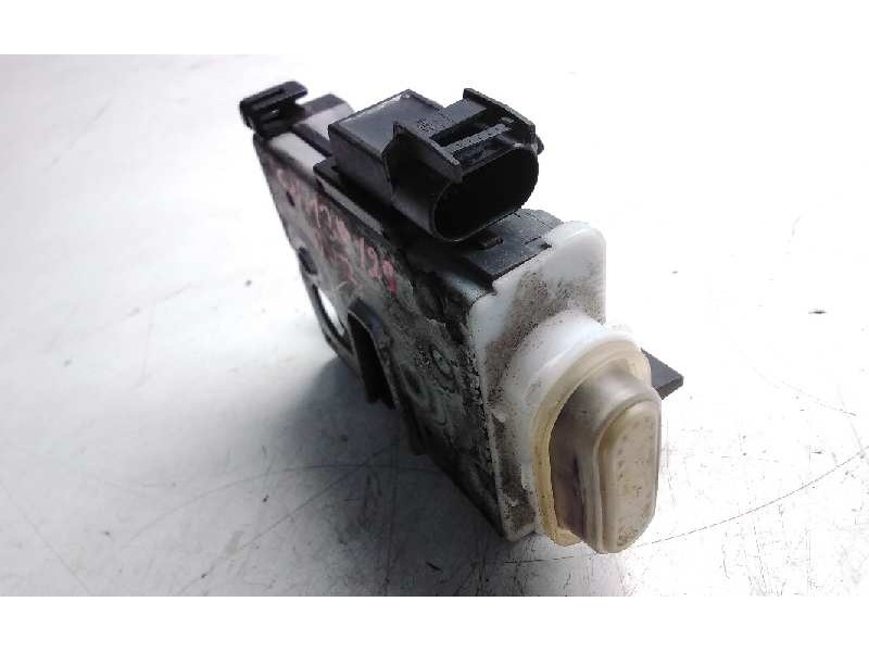 Recambio de cerradura puerta delantera izquierda para audi a4 berlina (b5) 1.8 t referencia OEM IAM 8D1837015E  