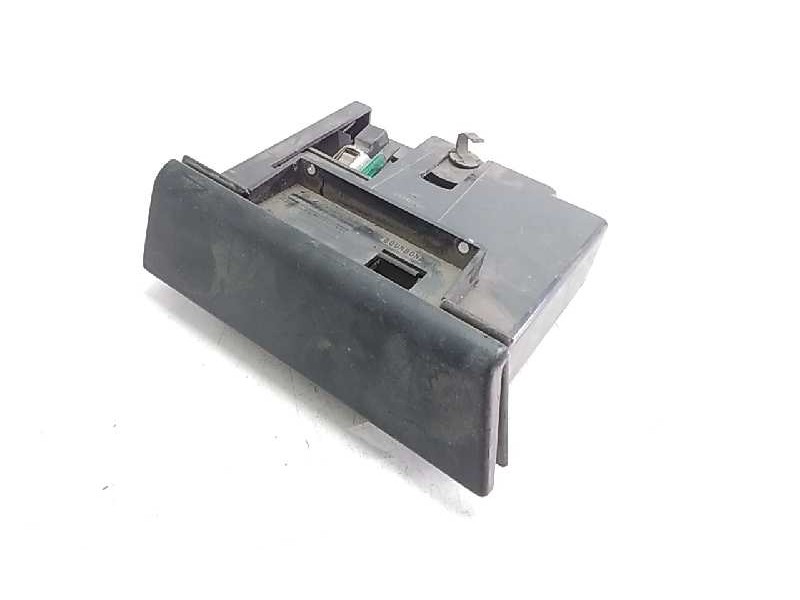 Recambio de cenicero para citroen xantia berlina referencia OEM IAM 9610614677  