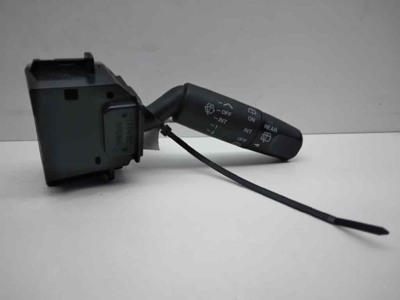 Recambio de mando limpia para mazda 3 berlina (bk) 1.6 crdt active+ referencia OEM IAM 17D682  