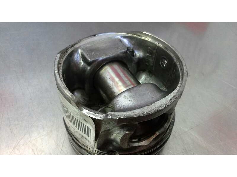 Recambio de piston para mazda 3 berlina (bk) 1.6 cd diesel cat referencia OEM IAM   