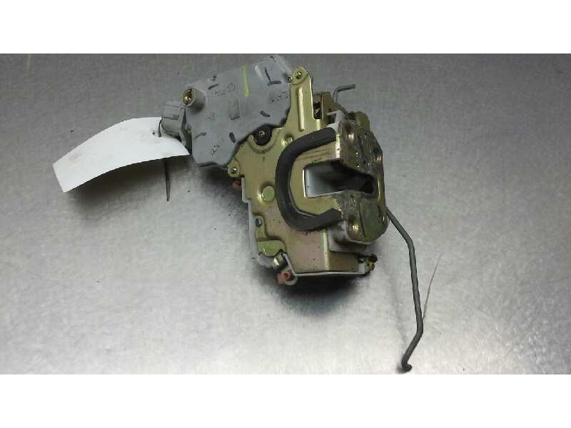 Recambio de cerradura puerta delantera izquierda para nissan primera berlina (p11) slx referencia OEM IAM 805032F010  