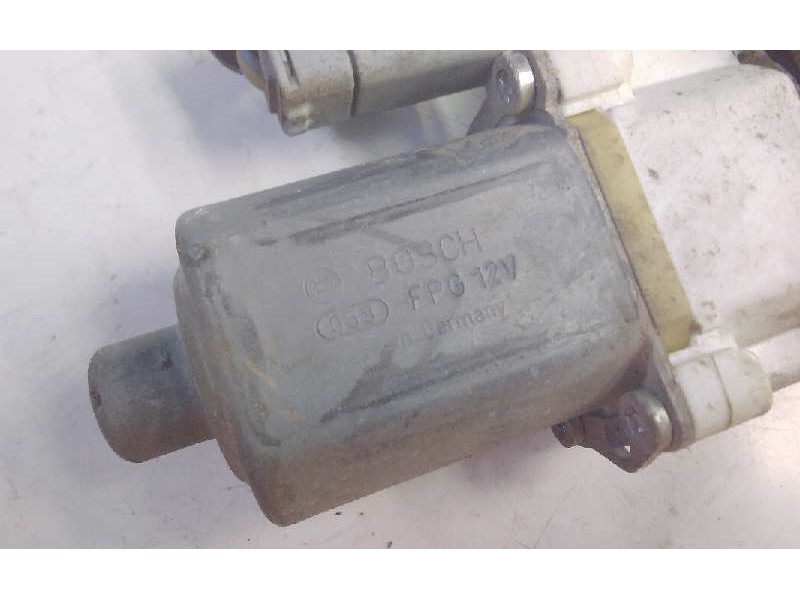 Recambio de elevalunas delantero derecho para nissan micra (k12e) acenta referencia OEM IAM 80700BC40B  