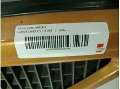 Recambio de rejilla delantera para lancia lancia y 1.2 cat referencia OEM IAM   107020 2