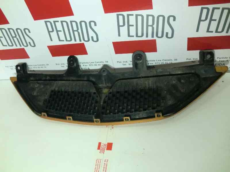 Recambio de rejilla delantera para lancia lancia y 1.2 cat referencia OEM IAM   107020