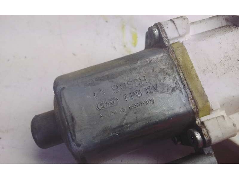 Recambio de elevalunas delantero izquierdo para nissan micra (k12e) acenta referencia OEM IAM 80701BC40B  
