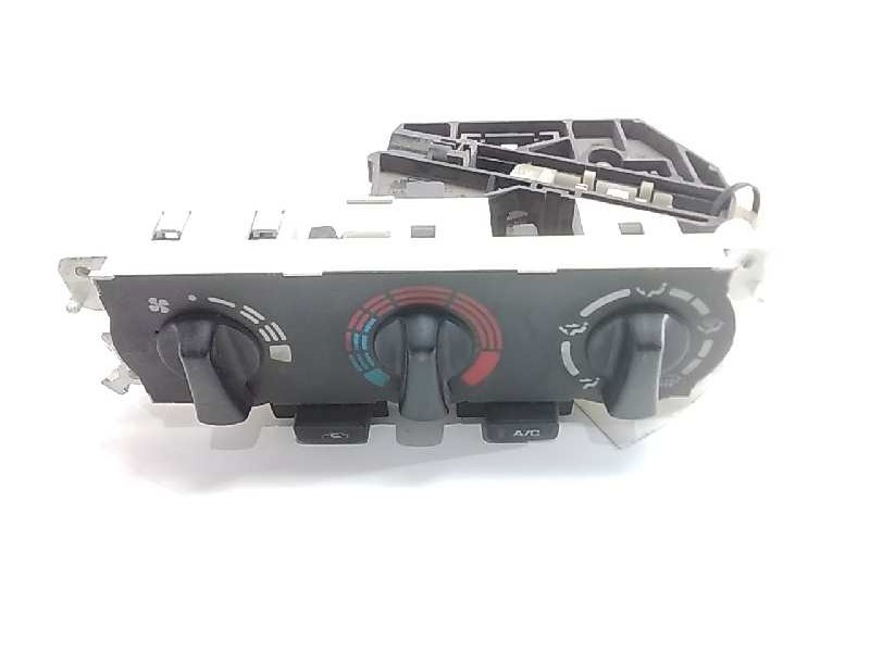 Recambio de mando calefaccion / aire acondicionado para nissan primera berlina (p11) slx referencia OEM IAM LH704230732  