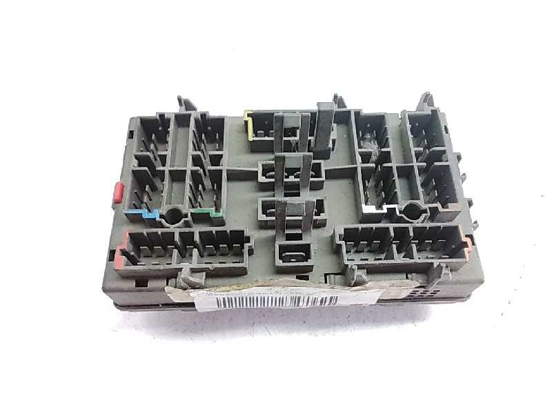 Recambio de caja fusibles para citroen xantia berlina referencia OEM IAM 956610180  