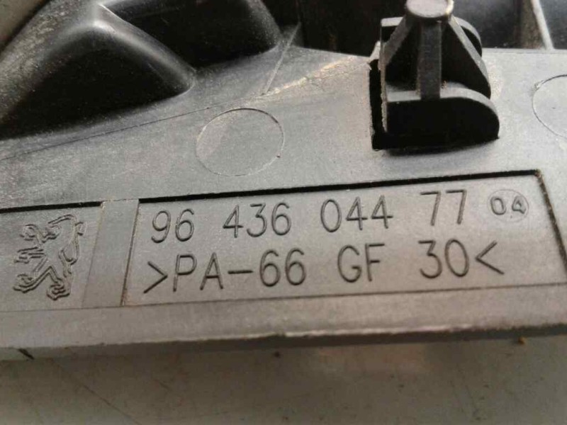 Recambio de maneta interior trasera derecha para peugeot 307 berlina (s2) xs + referencia OEM IAM 9643604477  