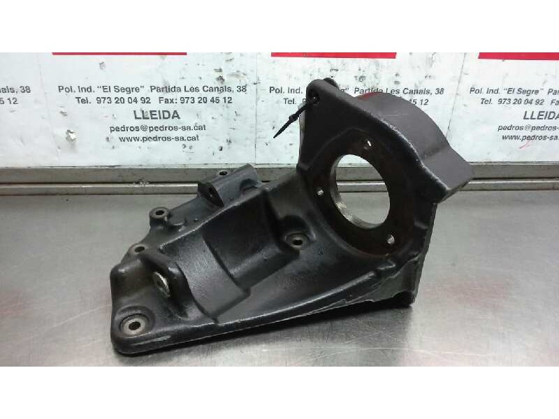 Recambio de soporte bomba inyeccion para citroen saxo 1.5 d seduction referencia OEM IAM   