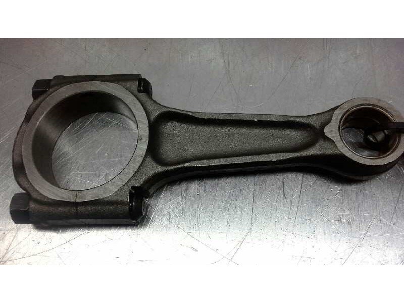 Recambio de biela para citroen saxo 1.5 d seduction referencia OEM IAM 281  