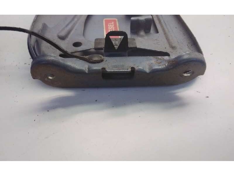 Recambio de tapa exterior combustible para nissan micra (k12e) acenta referencia OEM IAM 17221AY600  