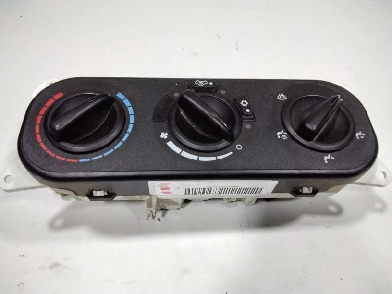 Recambio de mando calefaccion / aire acondicionado para chrysler pt cruiser (pt) 1.6 classic referencia OEM IAM 0SZ13DX9AA  