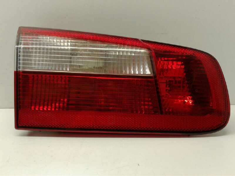 Recambio de piloto trasero izquierdo porton para renault laguna ii (bg0) authentique referencia OEM IAM 8200002475  