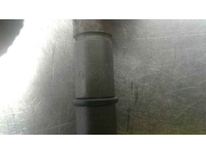 Recambio de inyector para nissan atleon 120 referencia OEM IAM 0432193533  