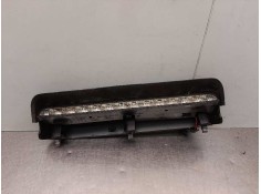 Recambio de piloto trasero central para opel corsa c club referencia OEM IAM 24416515  