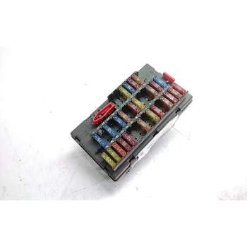 Recambio de caja fusibles para citroën xantia berlina referencia OEM IAM 956610180  