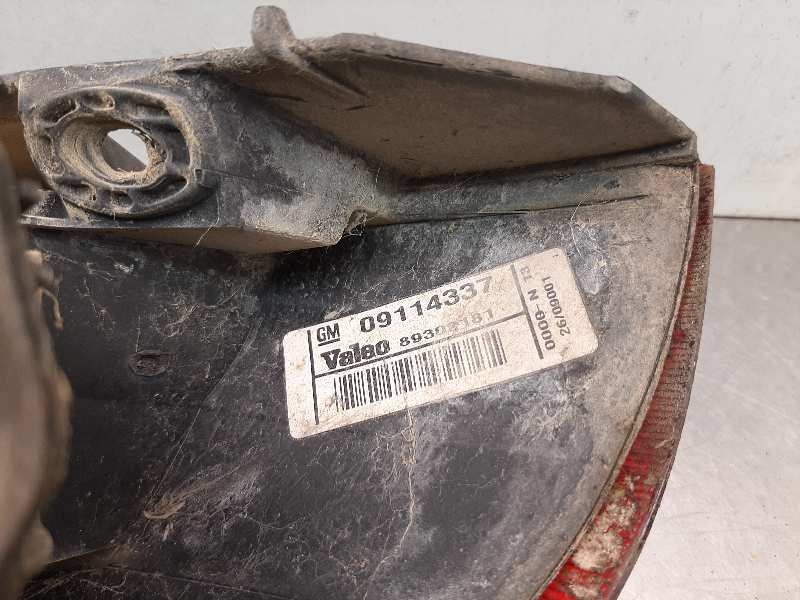 Recambio de piloto trasero derecho para opel corsa c club referencia OEM IAM 09196364  