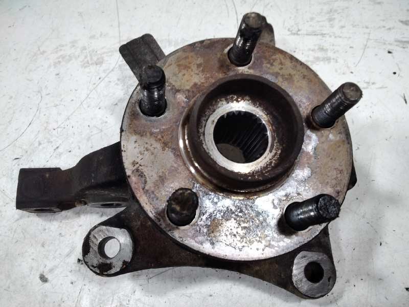 Recambio de mangueta delantera izquierda para chrysler pt cruiser (pt) 1.6 classic referencia OEM IAM 04656367AC  