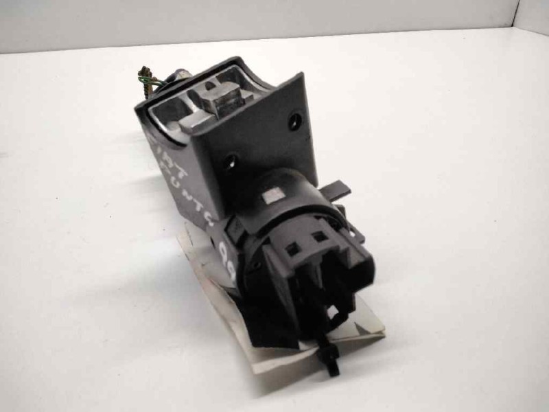 Recambio de conmutador de arranque para fiat punto berlina (188) 1.9 diesel eco referencia OEM IAM   107343