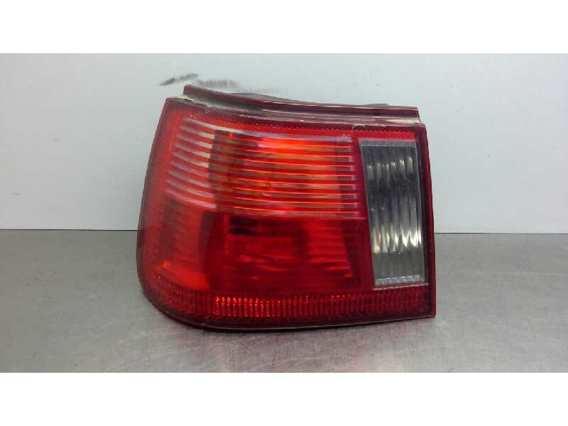 Recambio de piloto trasero izquierdo para seat ibiza (6k1) stella referencia OEM IAM 6K6945111G  