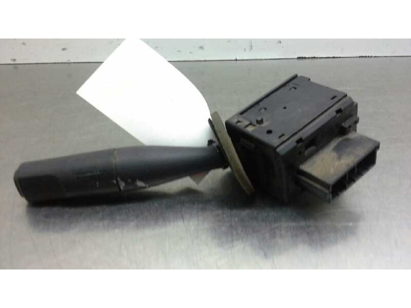 Recambio de mando limpia para peugeot 206 berlina x-line referencia OEM IAM   