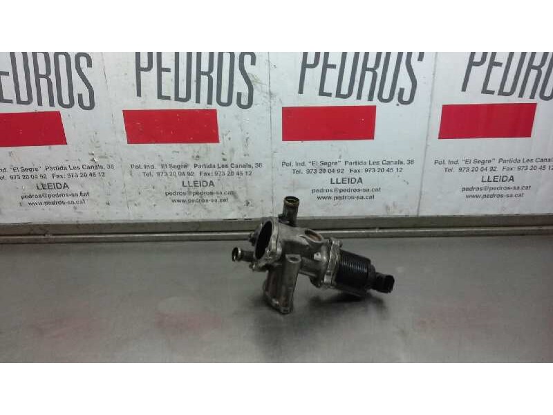 Recambio de valvula egr para opel combo (corsa c) familiar referencia OEM IAM 500240070  