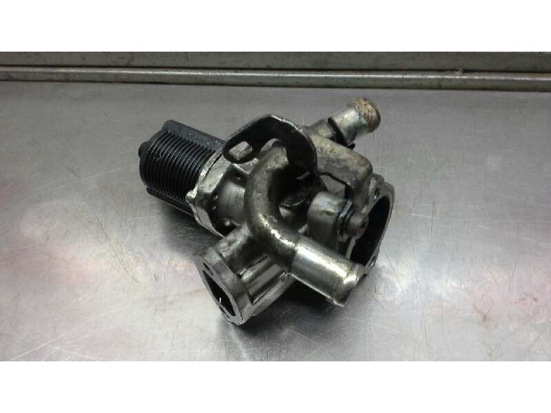 Recambio de valvula egr para opel combo (corsa c) familiar referencia OEM IAM 500240070  