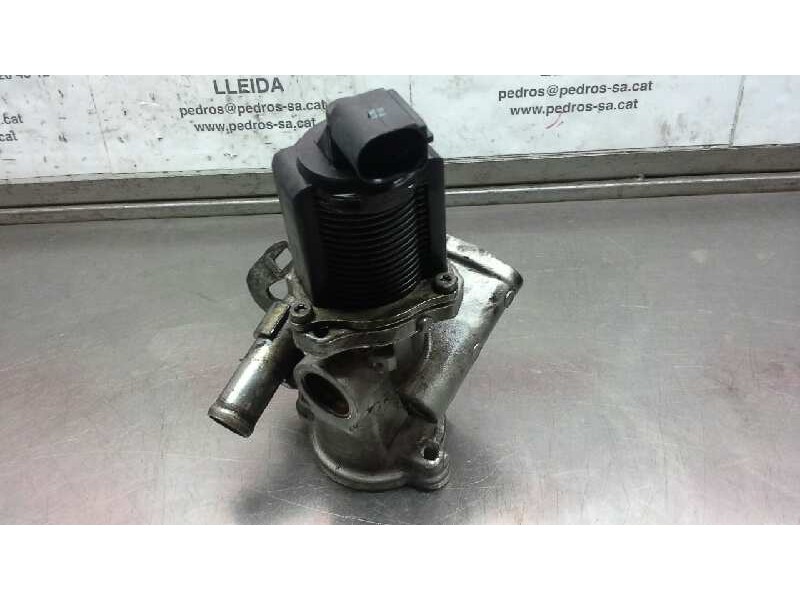 Recambio de valvula egr para opel combo (corsa c) familiar referencia OEM IAM 500240070  