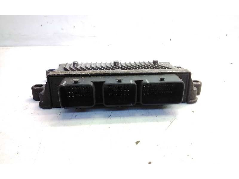 Recambio de centralita motor uce para citroen c2 vtr referencia OEM IAM 7059760851  