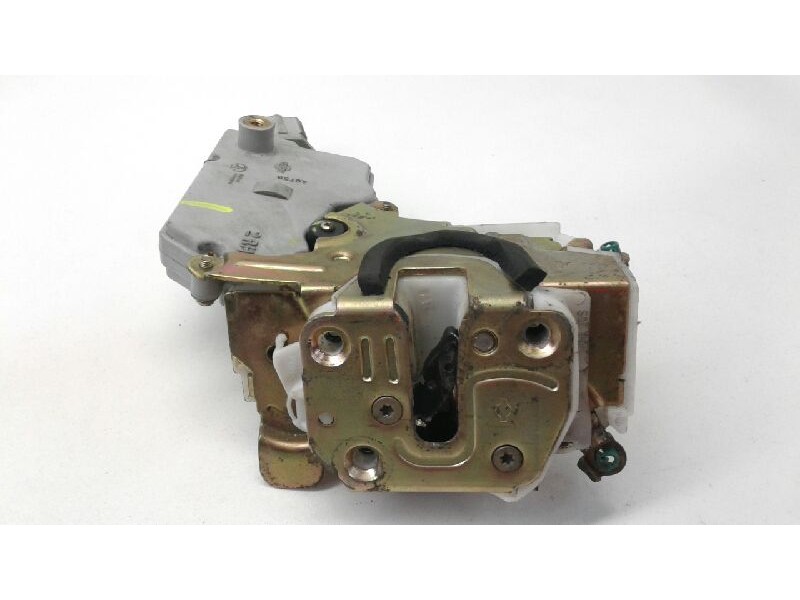 Recambio de cerradura puerta delantera derecha para nissan primera berlina (p11) básico referencia OEM IAM 805022F910  