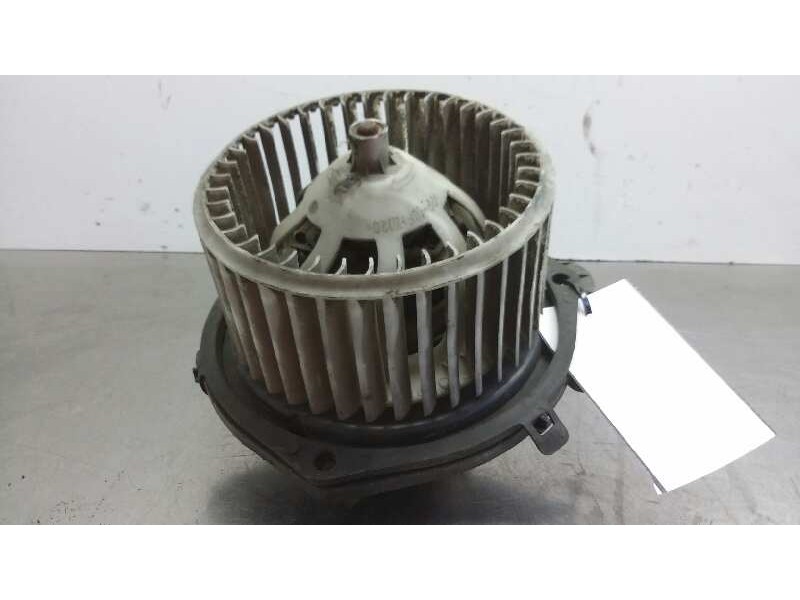 Recambio de motor calefaccion para iveco daily combi referencia OEM IAM   107496