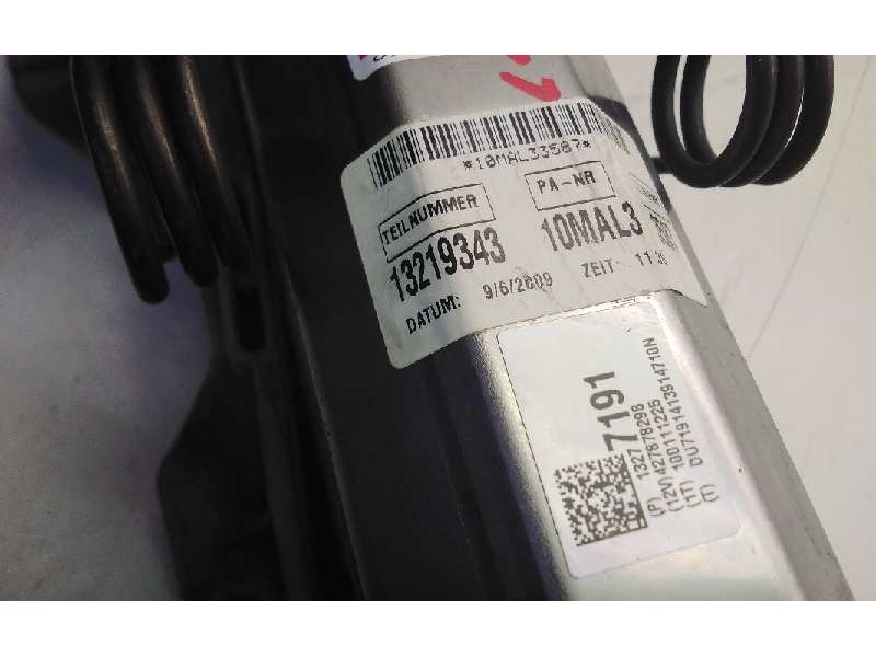 Recambio de columna direccion para opel insignia berlina cosmo referencia OEM IAM 13219343  