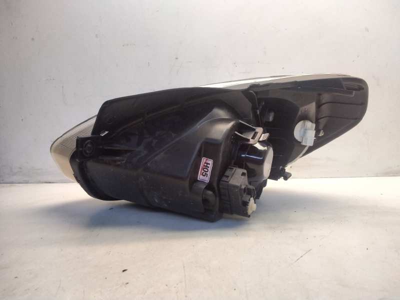 Recambio de faro derecho para hyundai accent (mc) referencia OEM IAM 92102  
