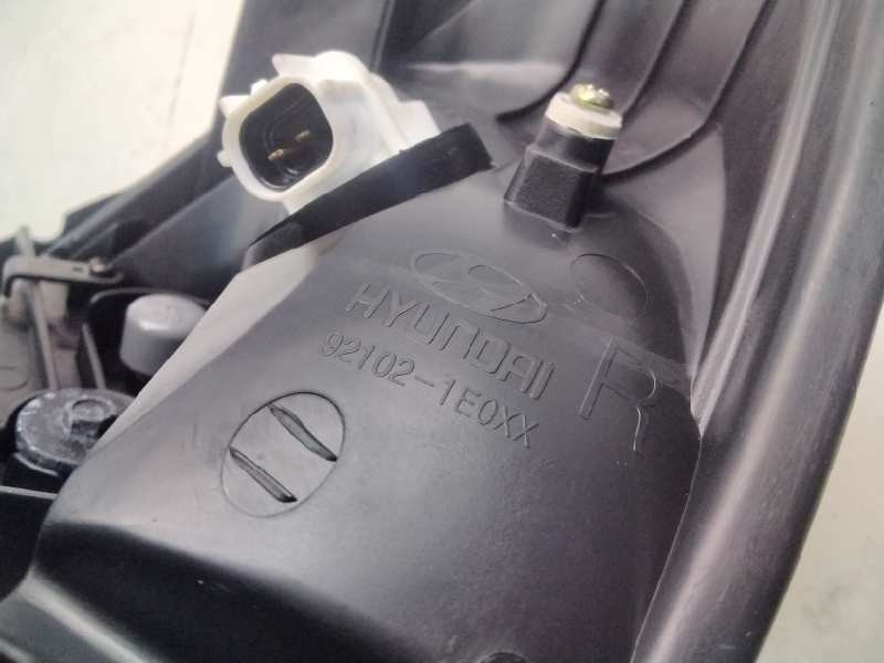 Recambio de faro derecho para hyundai accent (mc) referencia OEM IAM 92102  