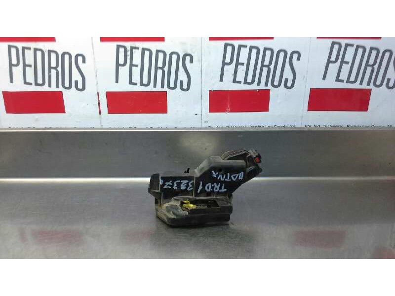 Recambio de cerradura puerta trasera derecha para hyundai matrix (fc) 1.6 gls referencia OEM IAM 8142017101  