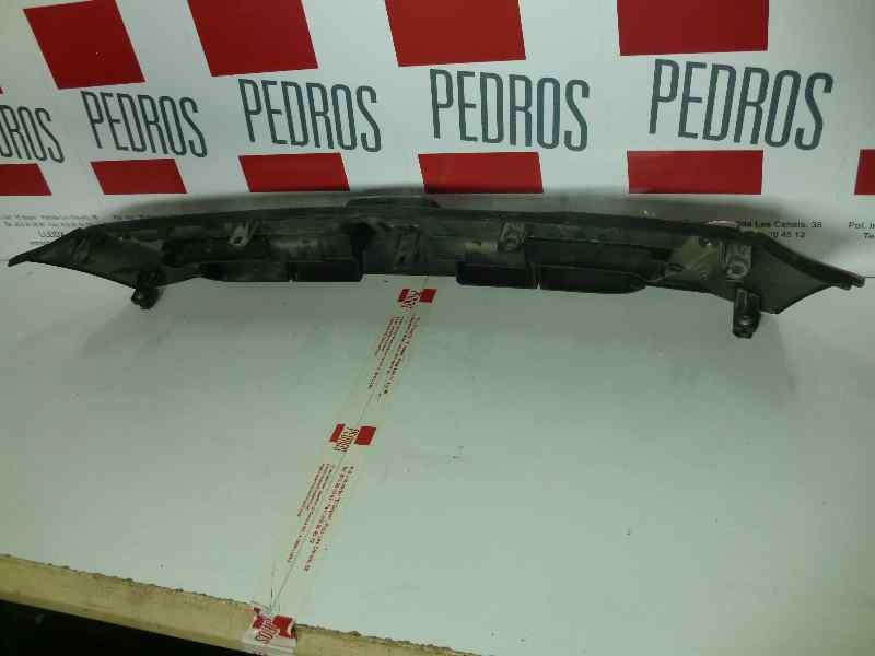 Recambio de rejilla delantera para honda cr-v (rd1/3) 2.0 16v cat referencia OEM IAM   107590