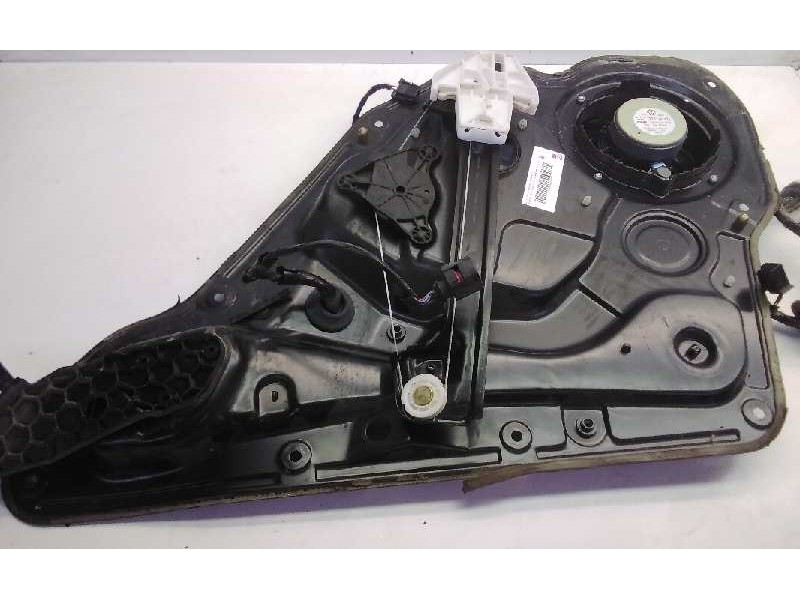 Recambio de elevalunas trasero izquierdo para volkswagen passat berl./combi w8 referencia OEM IAM 1J0035411D  
