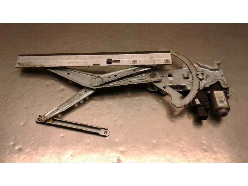 Recambio de elevalunas delantero derecho para opel meriva cosmo referencia OEM IAM 93362662RH 93389552 