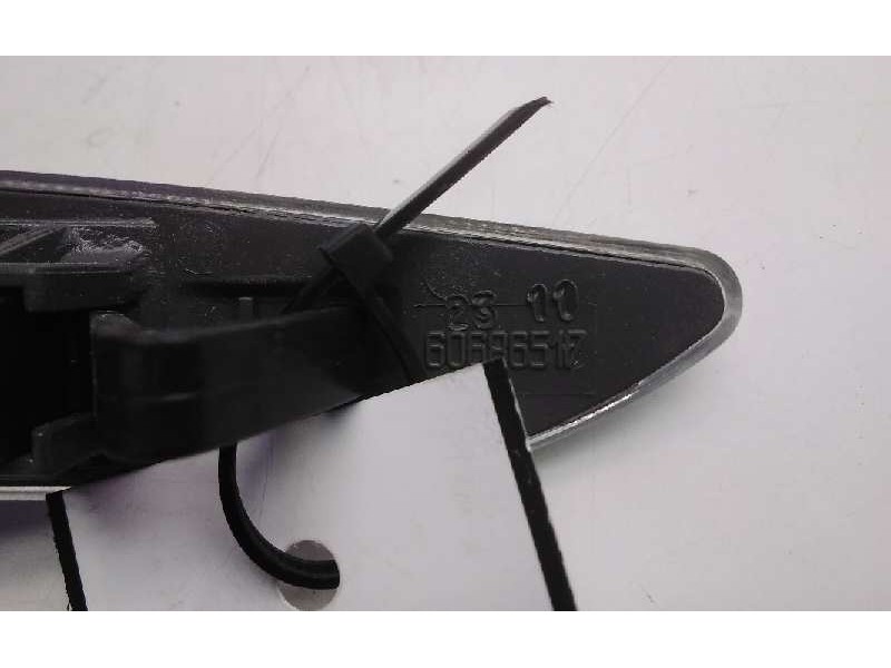 Recambio de piloto delantero izquierdo para alfa romeo 147 (190) referencia OEM IAM 60686517  