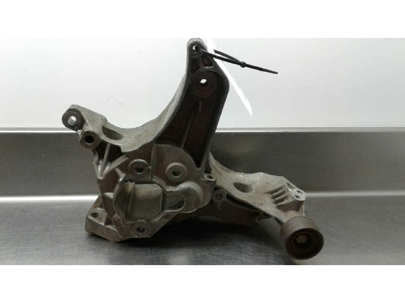 Recambio de soporte alternador para renault megane i coupe fase 2 (da..) 1.9 dti diesel cat referencia OEM IAM 7700113557 200727