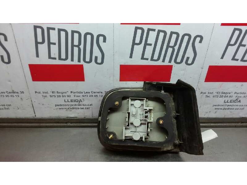 Recambio de piloto trasero derecho para lancia kappa berlina 2.4 20v cat referencia OEM IAM   107812