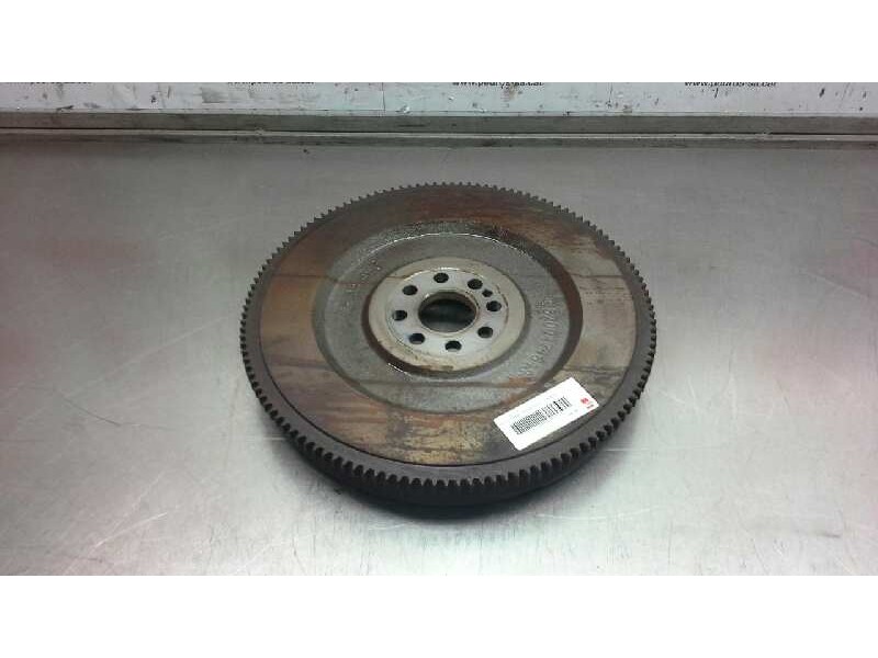 Recambio de volante motor para renault trafic caja cerrada (ab 4.01) 2.0 dci diesel cat referencia OEM IAM M9R786  106255