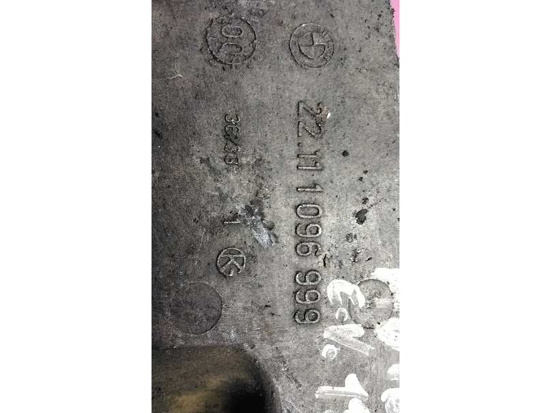 Recambio de soporte motor izquierdo inferior para bmw x5 (e53) 3.0i referencia OEM IAM 22111096999  