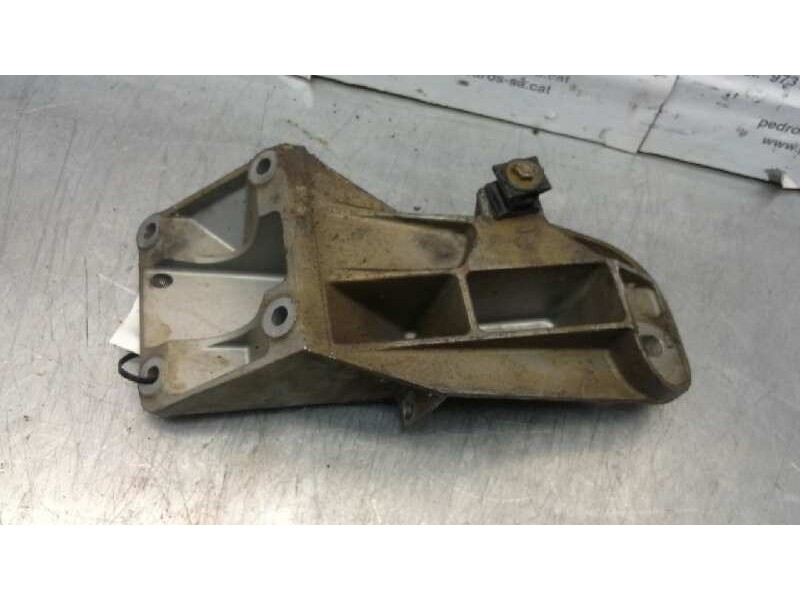 Recambio de soporte motor izquierdo inferior para bmw x5 (e53) 3.0i referencia OEM IAM 22111096999  