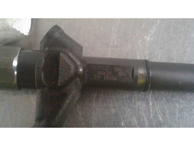 Recambio de inyector para nissan almera (n16/e) acenta referencia OEM IAM 07F05556  